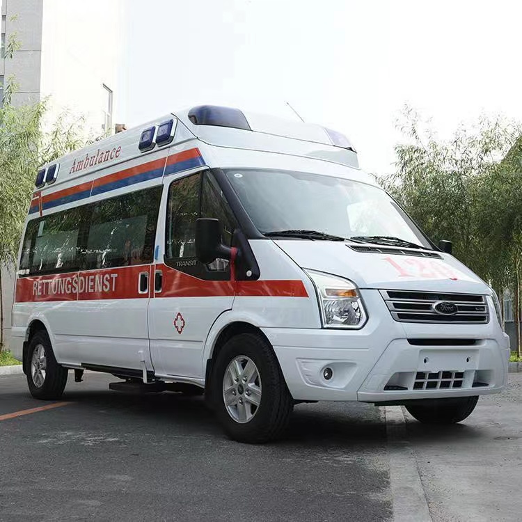 阿拉山口行动不便者长途救护车租赁：安全转运的核心注意事项​